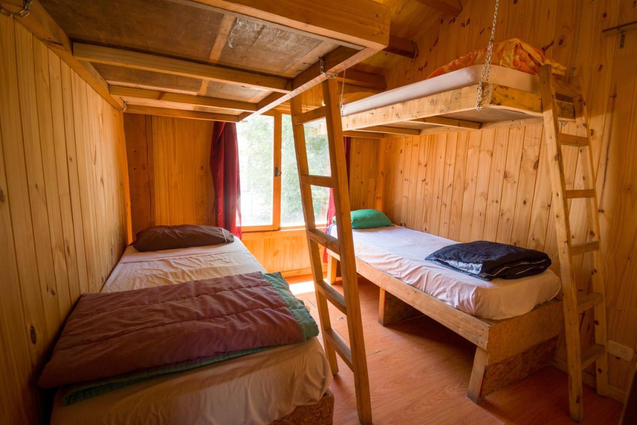 Hostel El Refugio Casa De Guias De Montana San Martín de los Andes Exterior photo